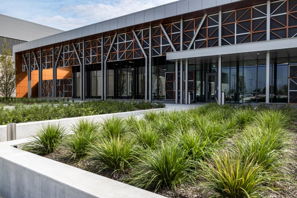 Meta’s New Albany Data Center building