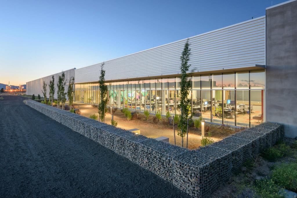 Meta’s Prineville Data Center building