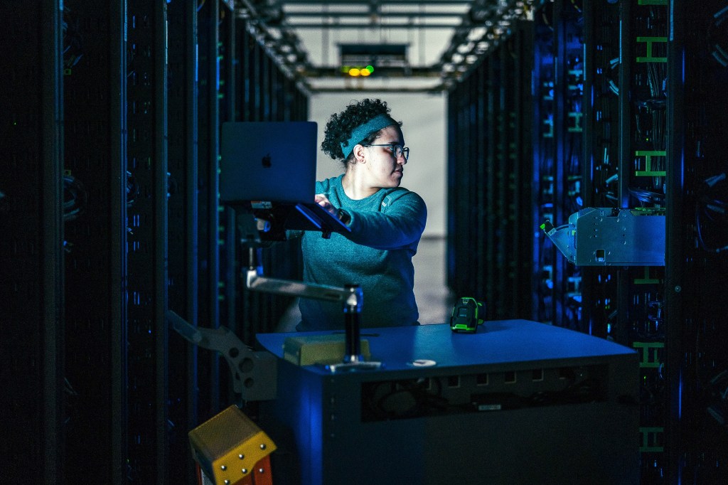 Explore quality career opportunities at Meta data centers around the world